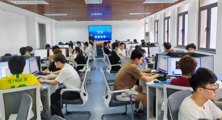【本科教育教學工作巡禮】計算機與信息工程學院 砥礪奮進謀發(fā)展，篤行實干開新局——聚焦計算機網(wǎng)絡系統(tǒng)工程服務人才培養(yǎng)